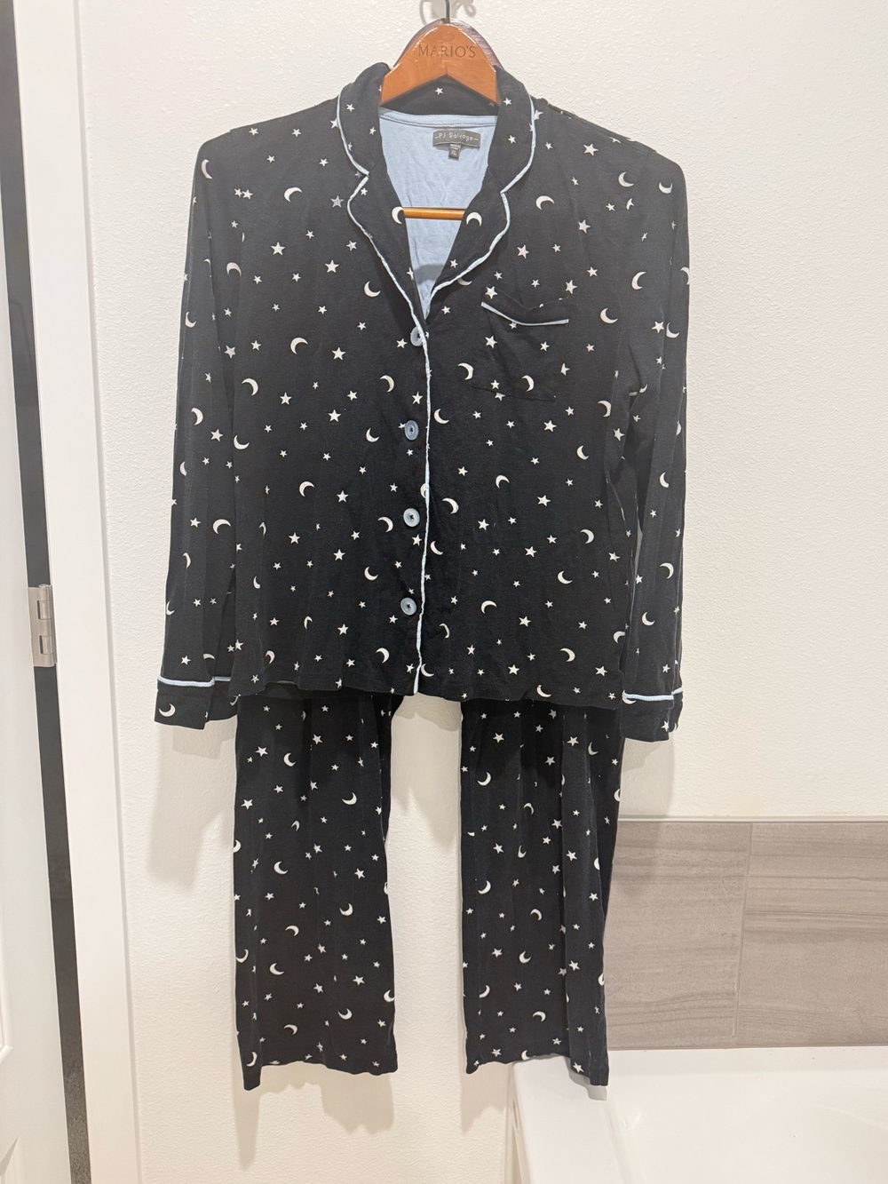 PJ SALVAGE Stars & Moons Pajama Set 
Size XL